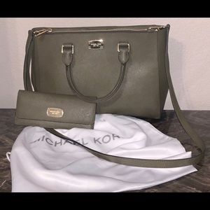 Michael Kors Olive Bag and Wallet
